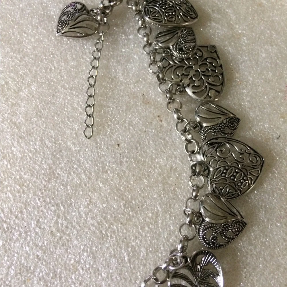 Hearts charms bracelet